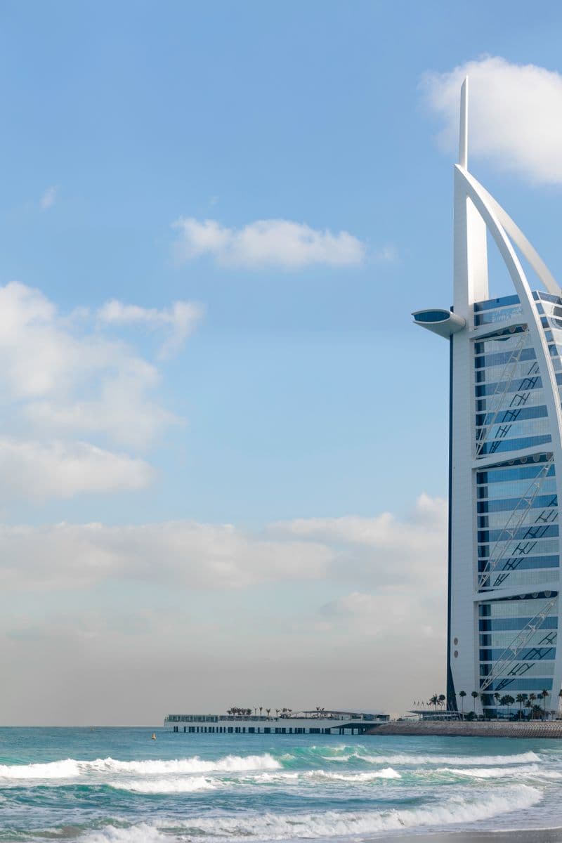 Dubai Gece Hayatı: Rooftop Barlardan Speakeasy'lere